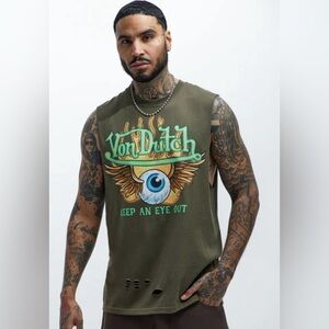 Von Dutch Keep An Eye Out Graphic Tee – Hunter Green – Size Medium – NWT